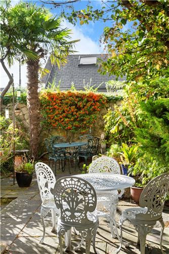 Photo 21 of 24 — 28 Sandycove Avenue West, Sandycove, Co. Dublin