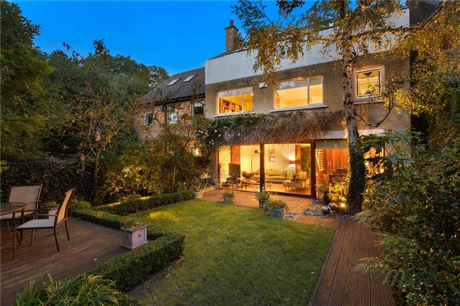 6 Raglan Lane, Ballsbridge, Dublin 4
