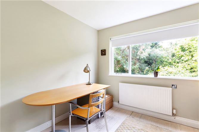 6 Raglan Lane, Ballsbridge, Dublin 4