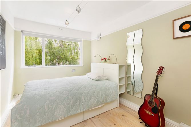 6 Raglan Lane, Ballsbridge, Dublin 4