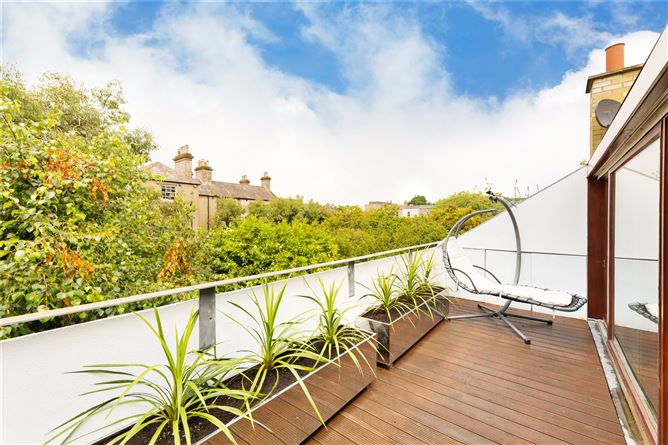 6 Raglan Lane, Ballsbridge, Dublin 4