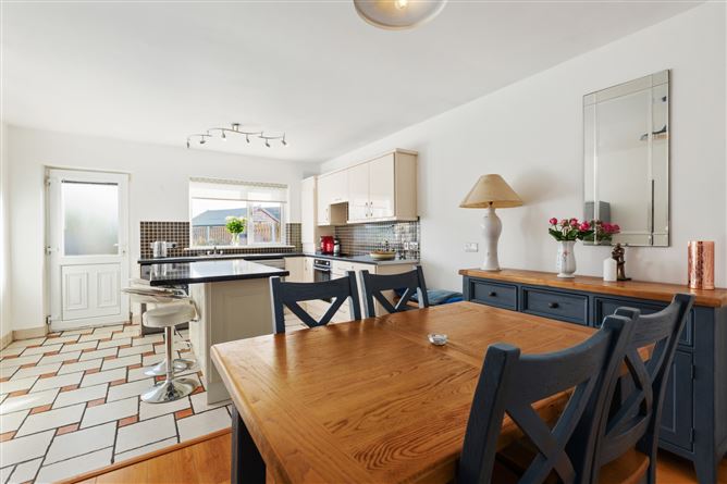 17 The Drive, Meadowvale, Arklow, Co. Wicklow