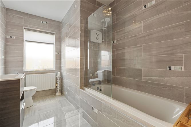 17 The Drive, Meadowvale, Arklow, Co. Wicklow