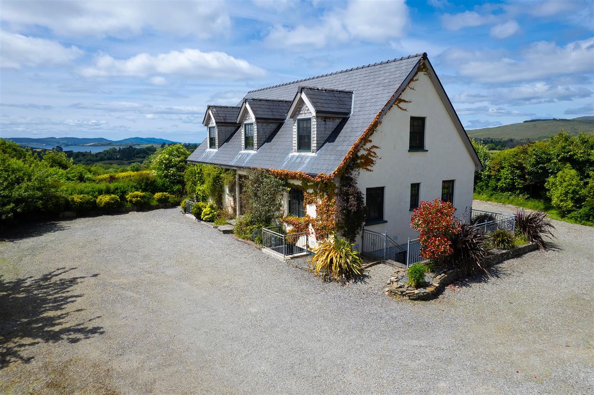 Ardnacloghy Lodge, Ballylickey, Co. Cork