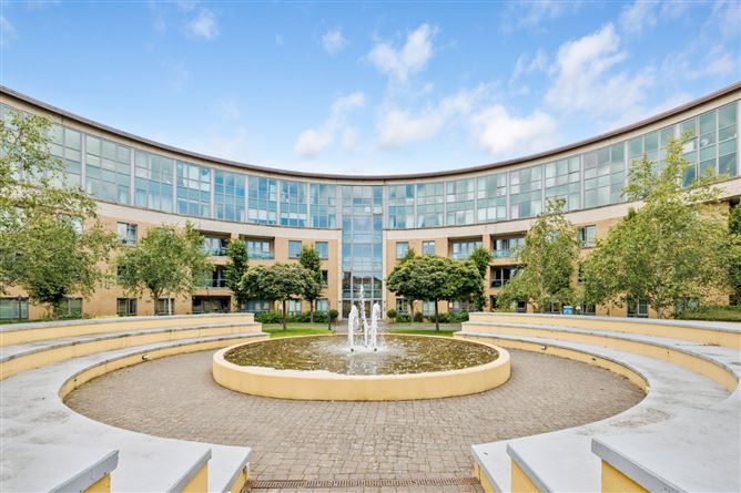 1 The Ramparts, Willow Avenue, Cabinteely, Dublin 18