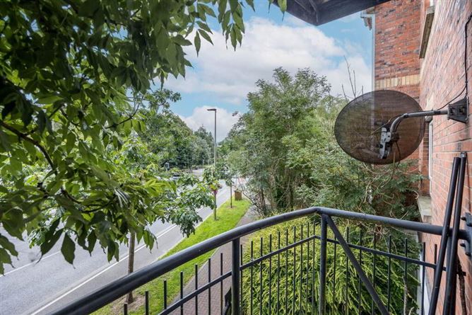 8 Broadmeadow Castle, Ashbourne, Meath