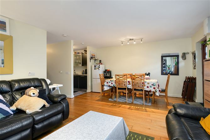 15 Melville Lawn, Finglas, Dublin 11