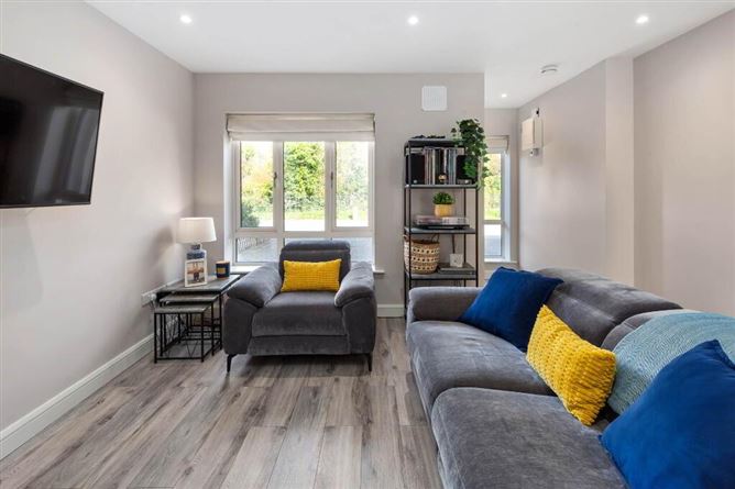 27 Cois Glaisin Lawn, Navan, Meath