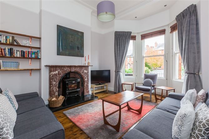 132 Botanic Road, Glasnevin, Dublin 9.