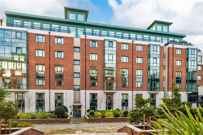 59 Adelaide Square, Whitefirar Street, Dublin 8
