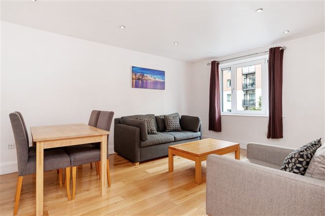 59 Adelaide Square, Whitefirar Street, Dublin 8