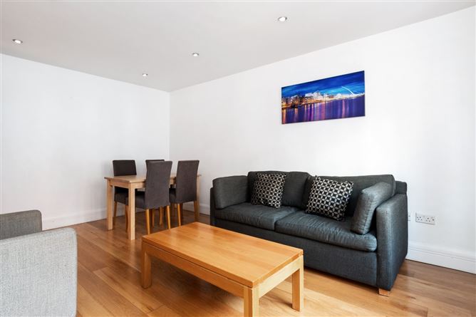 59 Adelaide Square, Whitefirar Street, Dublin 8