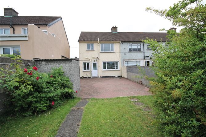 83 St Peters Road, Walkinstown, Dublin 12