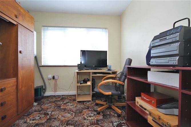 83 St Peters Road, Walkinstown, Dublin 12