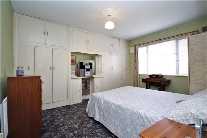 83 St Peters Road, Walkinstown, Dublin 12