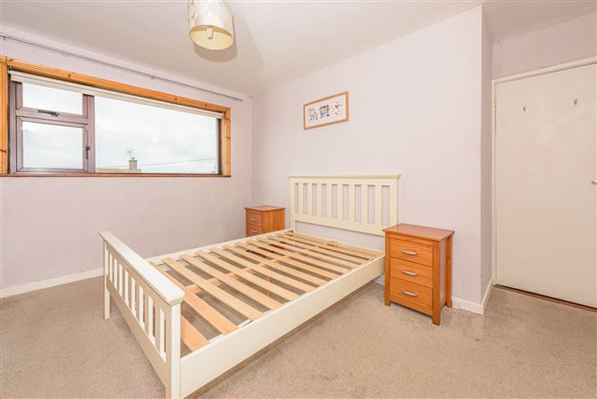 18 Raheen Park, Youghal, East Cork