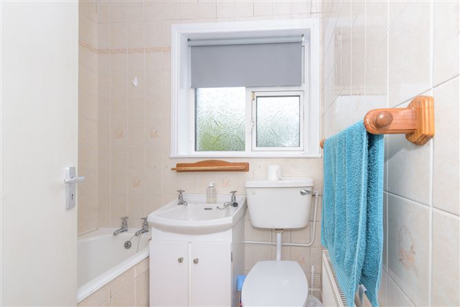 18 Raheen Park, Youghal, East Cork