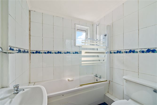 25 St Mary's Place, Cathedral Road, Gurranabraher, Cork