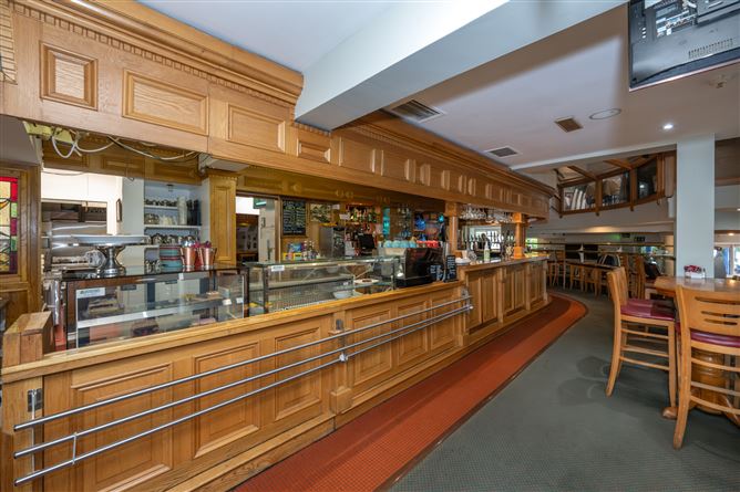 https://photos-a.propertyimages.ie/media/9/7/9/4936979/602f416a-1193-4c0b-aa50-9f98ec0fd642_l.jpg