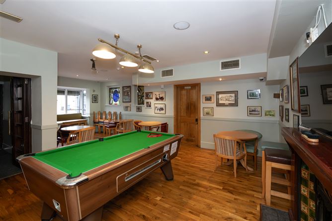 https://photos-a.propertyimages.ie/media/9/7/9/4936979/602f416a-1193-4c0b-aa50-9f98ec0fd642_l.jpg