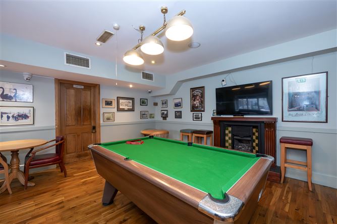 https://photos-a.propertyimages.ie/media/9/7/9/4936979/602f416a-1193-4c0b-aa50-9f98ec0fd642_l.jpg
