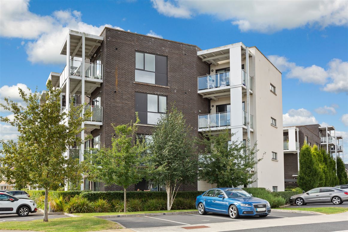 1 Orchard Hall, Hamilton Park, Castleknock, Dublin 15