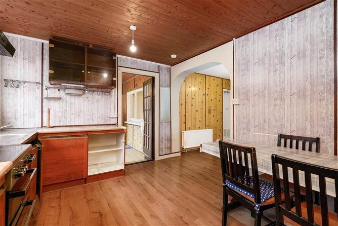 52 Hillcrest Drive, Lucan, Co.Dublin