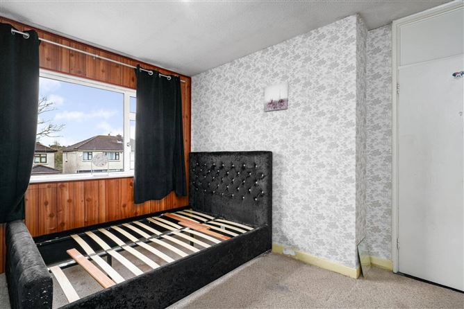 52 Hillcrest Drive, Lucan, Co.Dublin