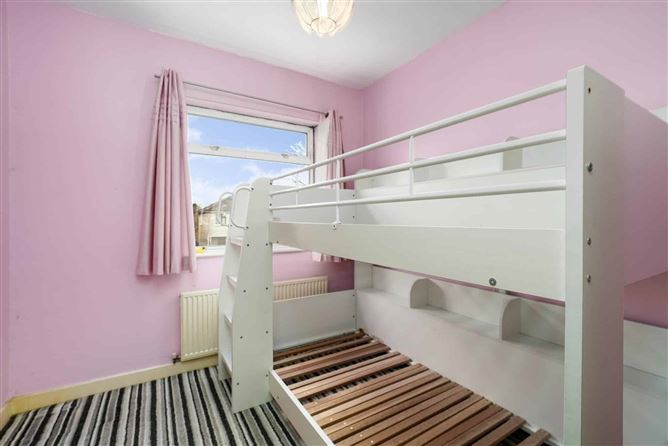 52 Hillcrest Drive, Lucan, Co.Dublin