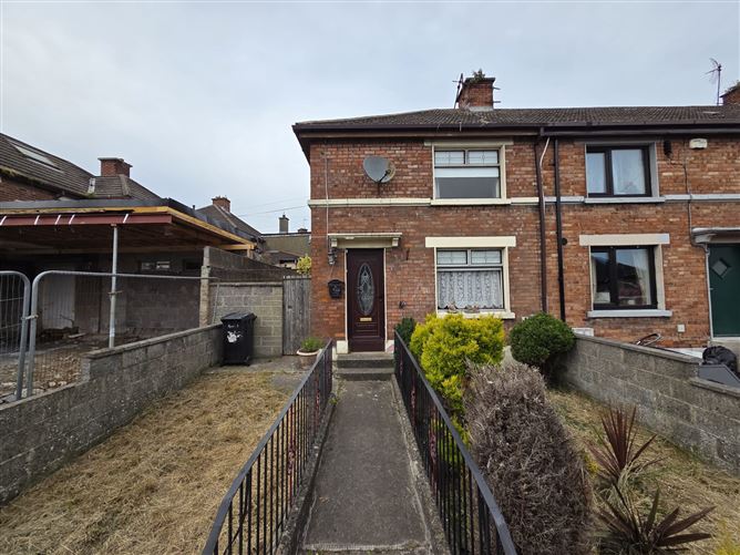 63 Pearse Park, Drogheda, Co. Louth