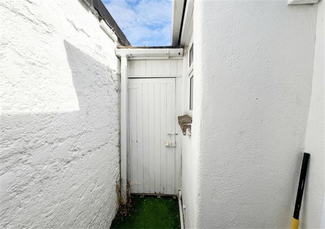 Photo 15 of 18 — 8 Cormac Terrace, Terenure, Dublin 6W