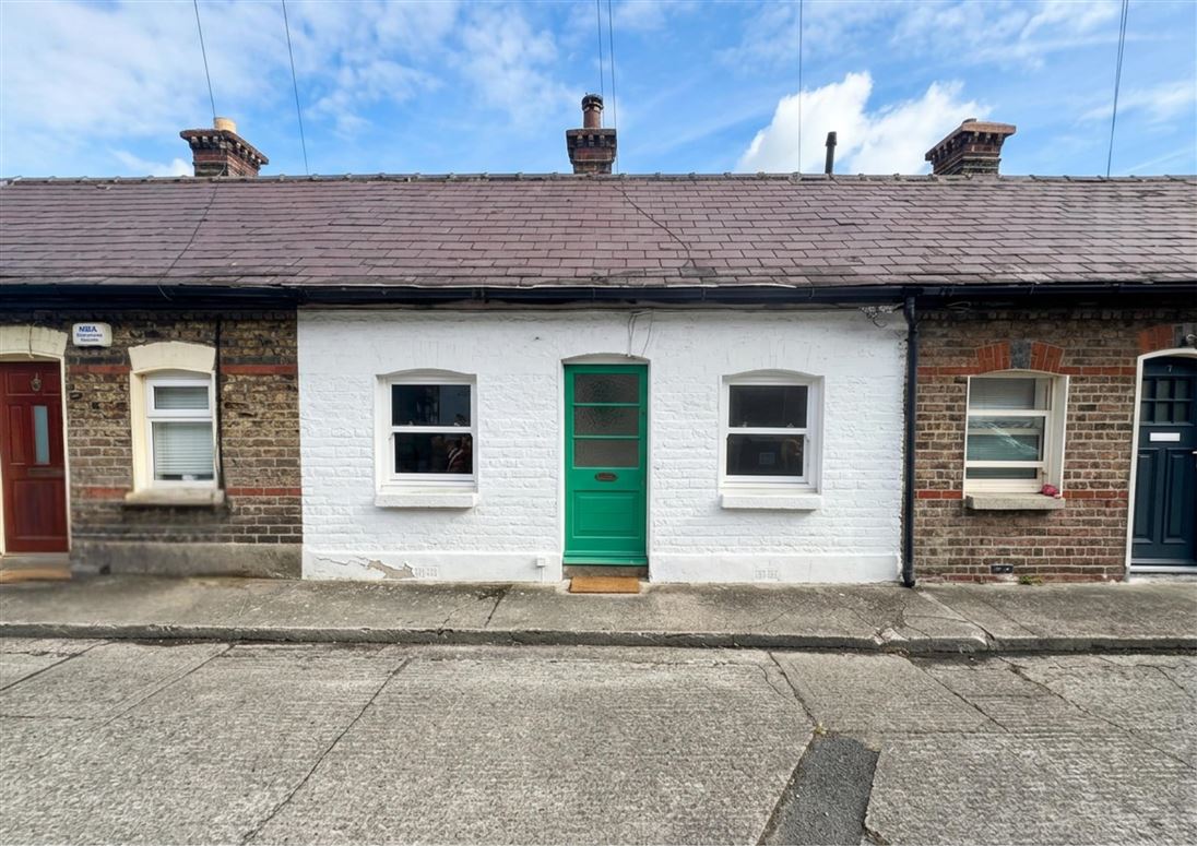 8 Cormac Terrace, Terenure, Dublin 6W