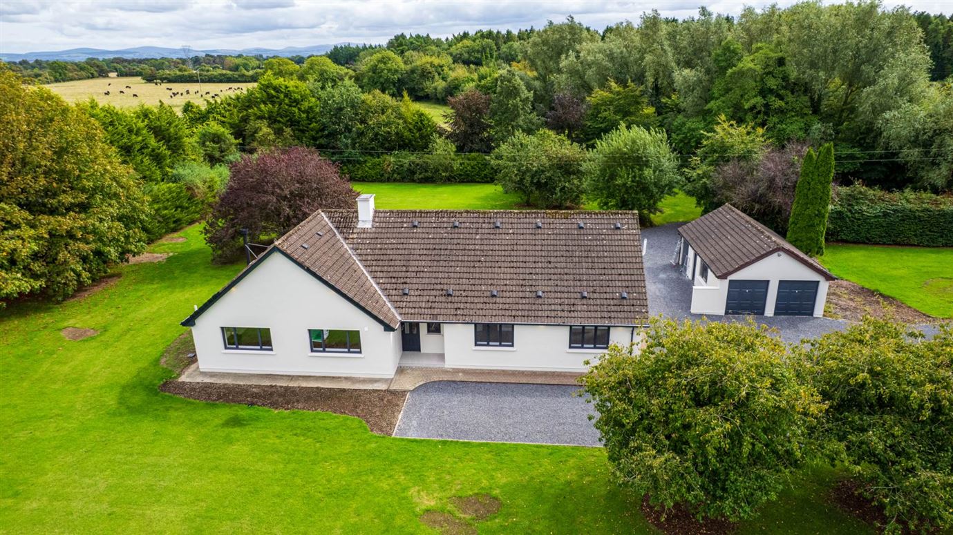Loughtown Lodge, Donadea, County Kildare