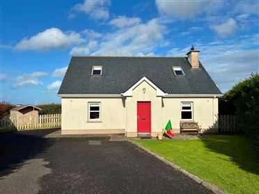 12 Cluainin na MBo, Carrowhubbock South, Enniscrone, Co. Sligo