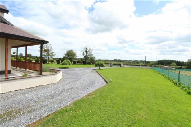 St. Trea`s, Clooncun West, Glenamaddy, Co. Galway