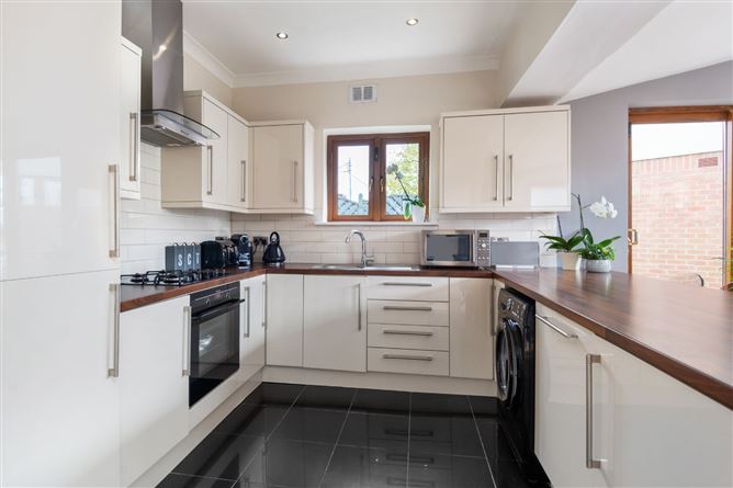 25 Larkfield Grove, Harold's Cross, Dublin 6W
