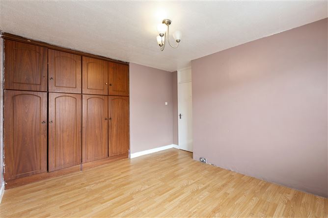 Photo 5 of 11 — 96 Broadford Avenue, Ballinteer, Dublin 16