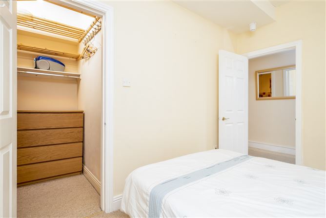 11 Whitworth Hall, Morning Star Avenue, Smithfield, Dublin 7