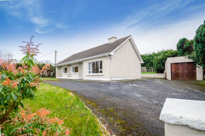 Swinford Rd, Foxford, Co. Mayo