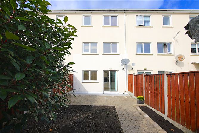4 The Place, Dunboyne Castle, Dunboyne, Meath