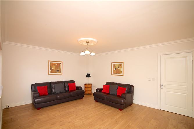 4 The Place, Dunboyne Castle, Dunboyne, Meath
