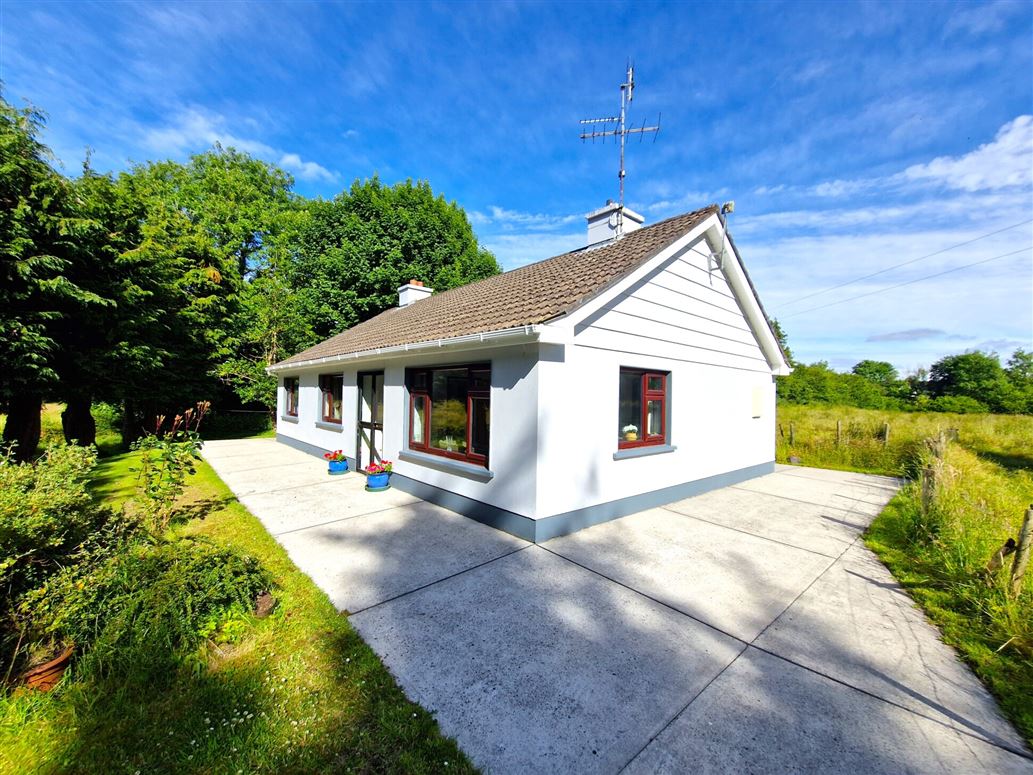 Carrowmoremoy, Killasser, Co. Mayo