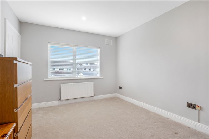 16 Warren Avenue, Castleknock, Dublin 15