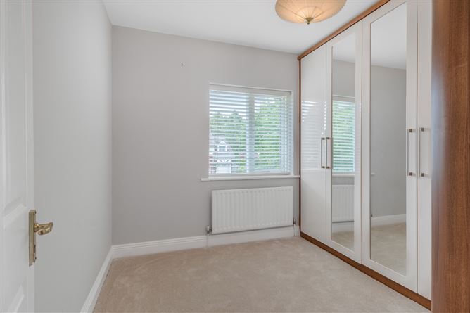 16 Warren Avenue, Castleknock, Dublin 15