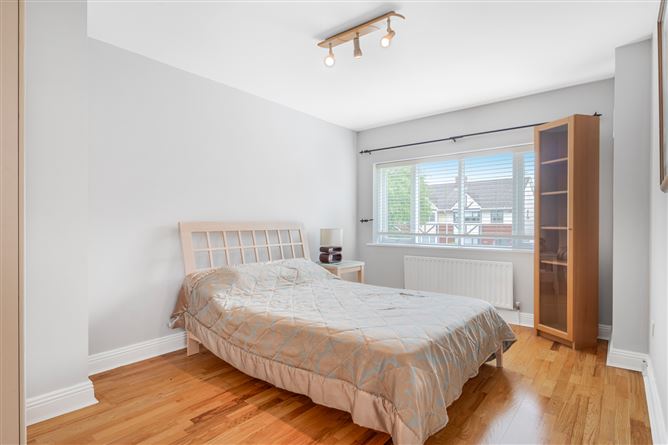 16 Warren Avenue, Castleknock, Dublin 15
