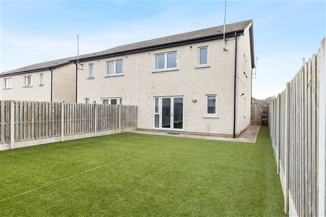 Photo 22 of 24 — 7 The Avenue, Whitefield Hall, Bettystown, Meath