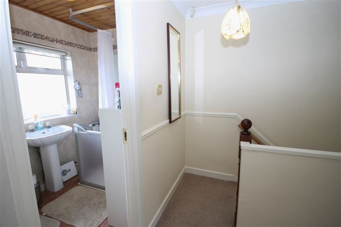 253 Glenview Park, Tallaght, Dublin 24