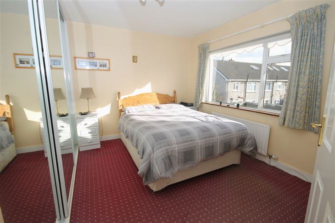 253 Glenview Park, Tallaght, Dublin 24