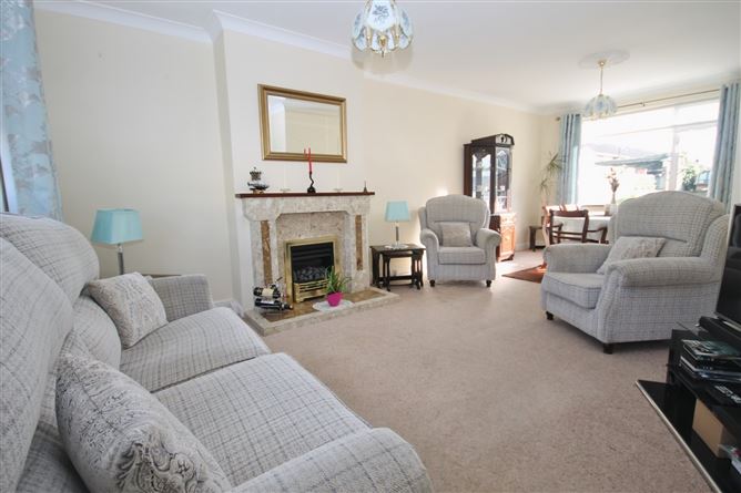 253 Glenview Park, Tallaght, Dublin 24