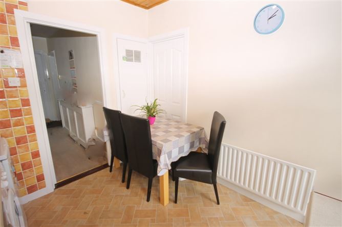 253 Glenview Park, Tallaght, Dublin 24